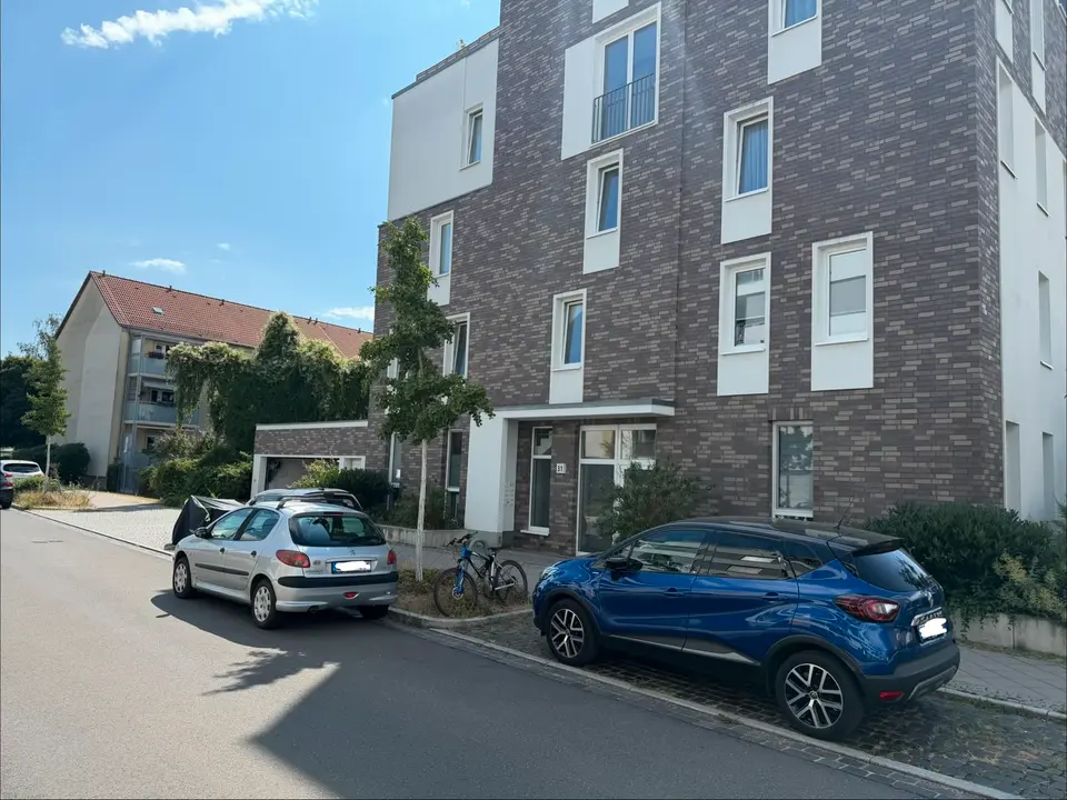 4 Zimmer Wohnung mit 146 m² in Erfurt – Bild 2