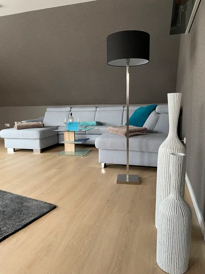 2 Zimmer Wohnung mit 85 m² in Cuxhaven – Bild 1