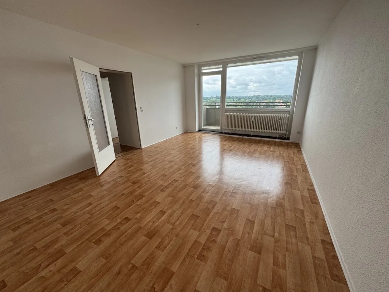 3 Zimmer Wohnung mit 75 m² in Delmenhorst – Bild 2