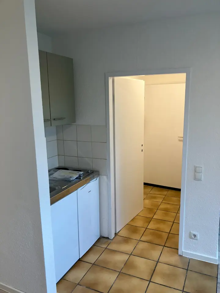 2 Zimmer Wohnung mit 22 m² in Bornheim – Bild 2