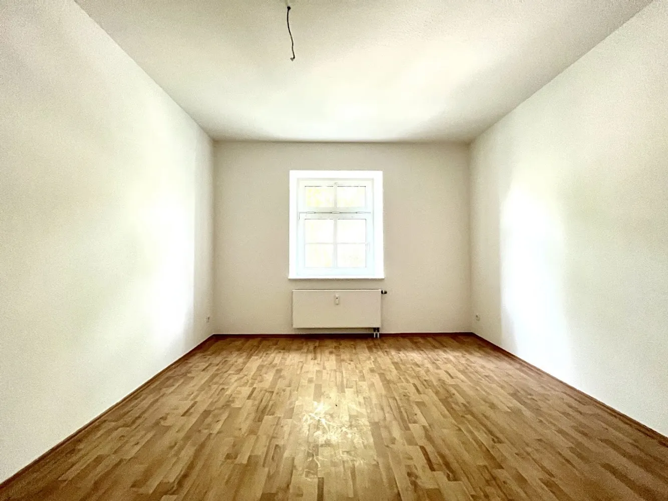 5 Zimmer Wohnung mit 108 m² in Chemnitz – Bild 2