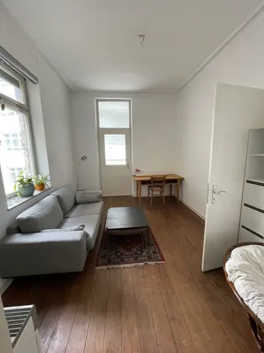 WG-Zimmer mit 35 m² in Stuttgart – Bild 2