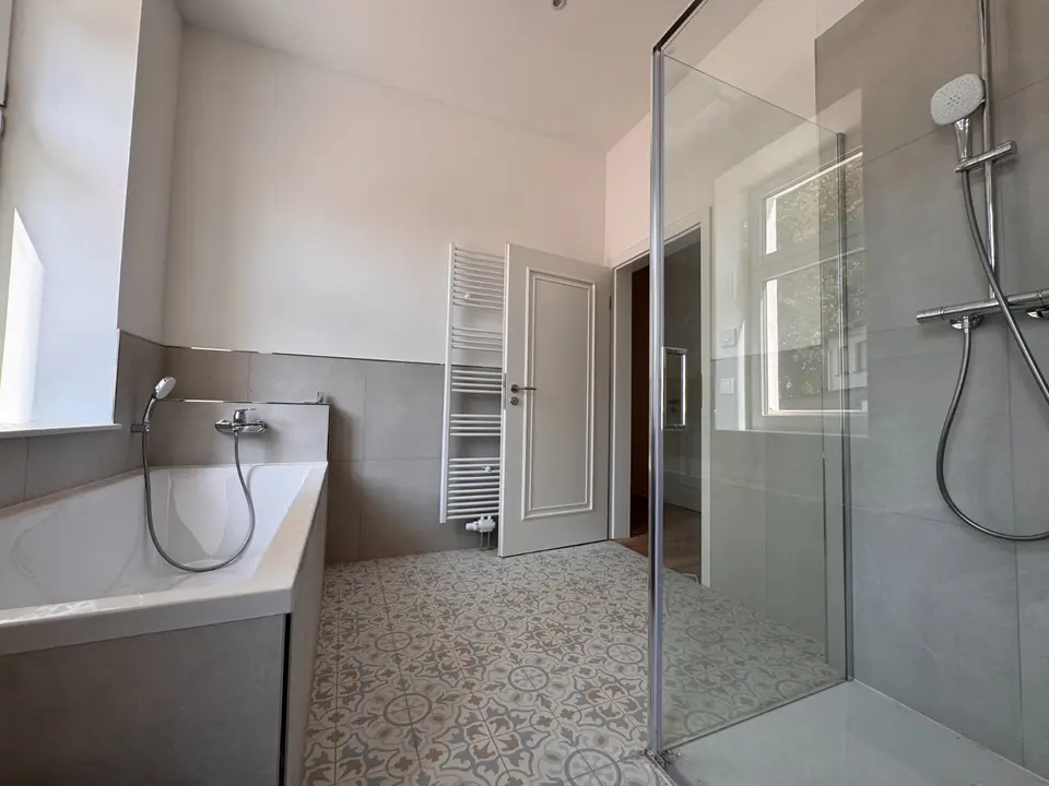 5 Zimmer Wohnung mit 152 m² in Limbach-Oberfrohna – Bild 1