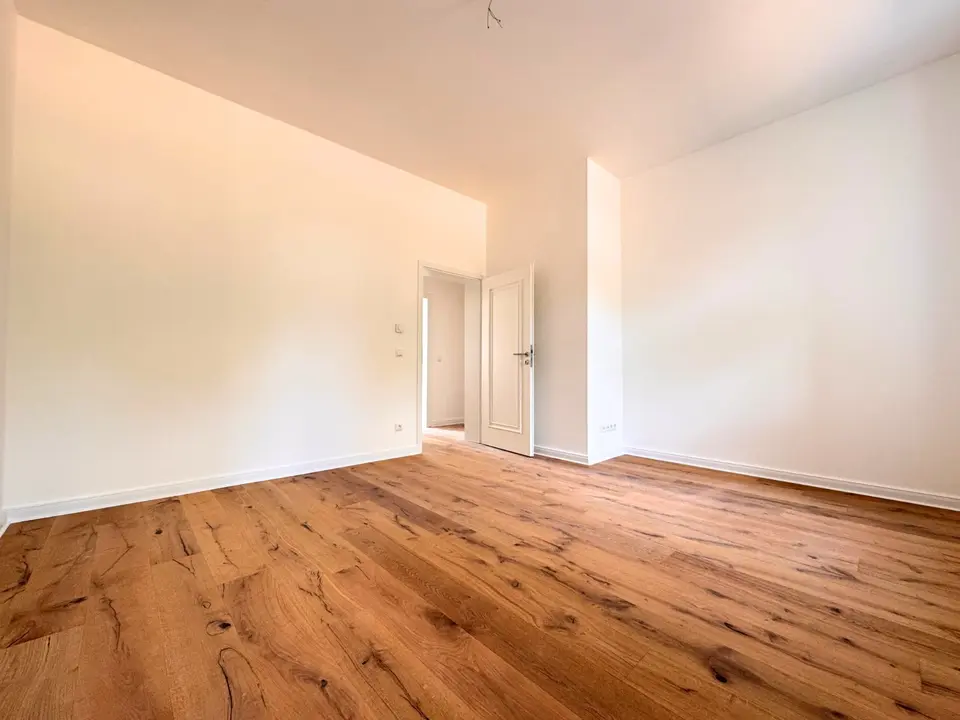 5 Zimmer Wohnung mit 152 m² in Limbach-Oberfrohna – Bild 6