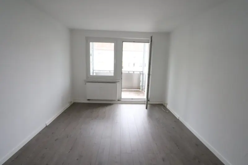 4 Zimmer Wohnung mit 78 m² in Limbach-Oberfrohna – Bild 1