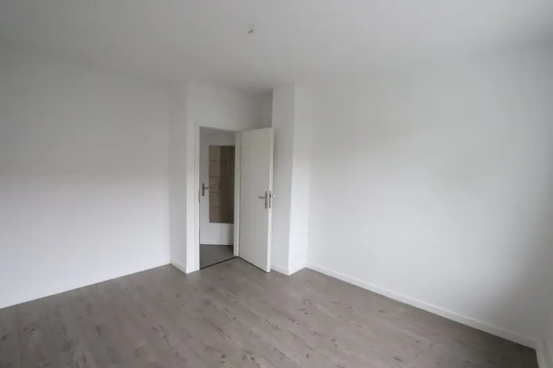 4 Zimmer Wohnung mit 78 m² in Limbach-Oberfrohna – Bild 8