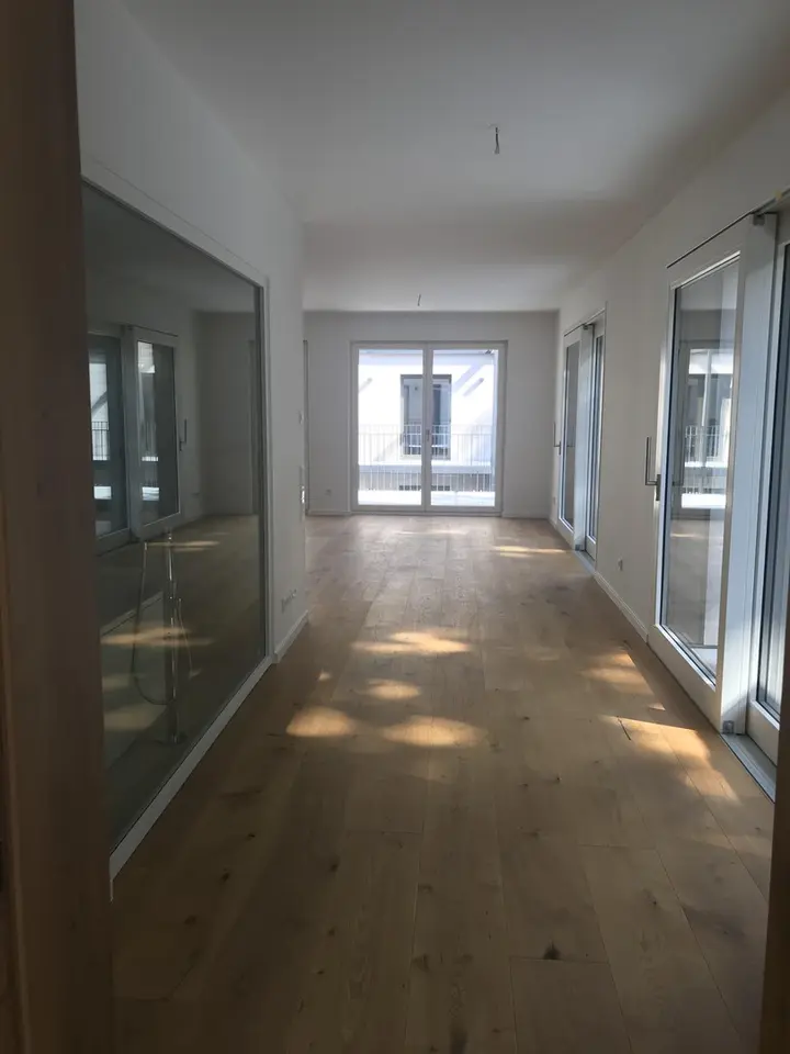 4 Zimmer Wohnung mit 169 m² in Rodgau – Bild 1