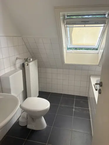 3 Zimmer Wohnung mit 76 m² in Neuss – Bild 4