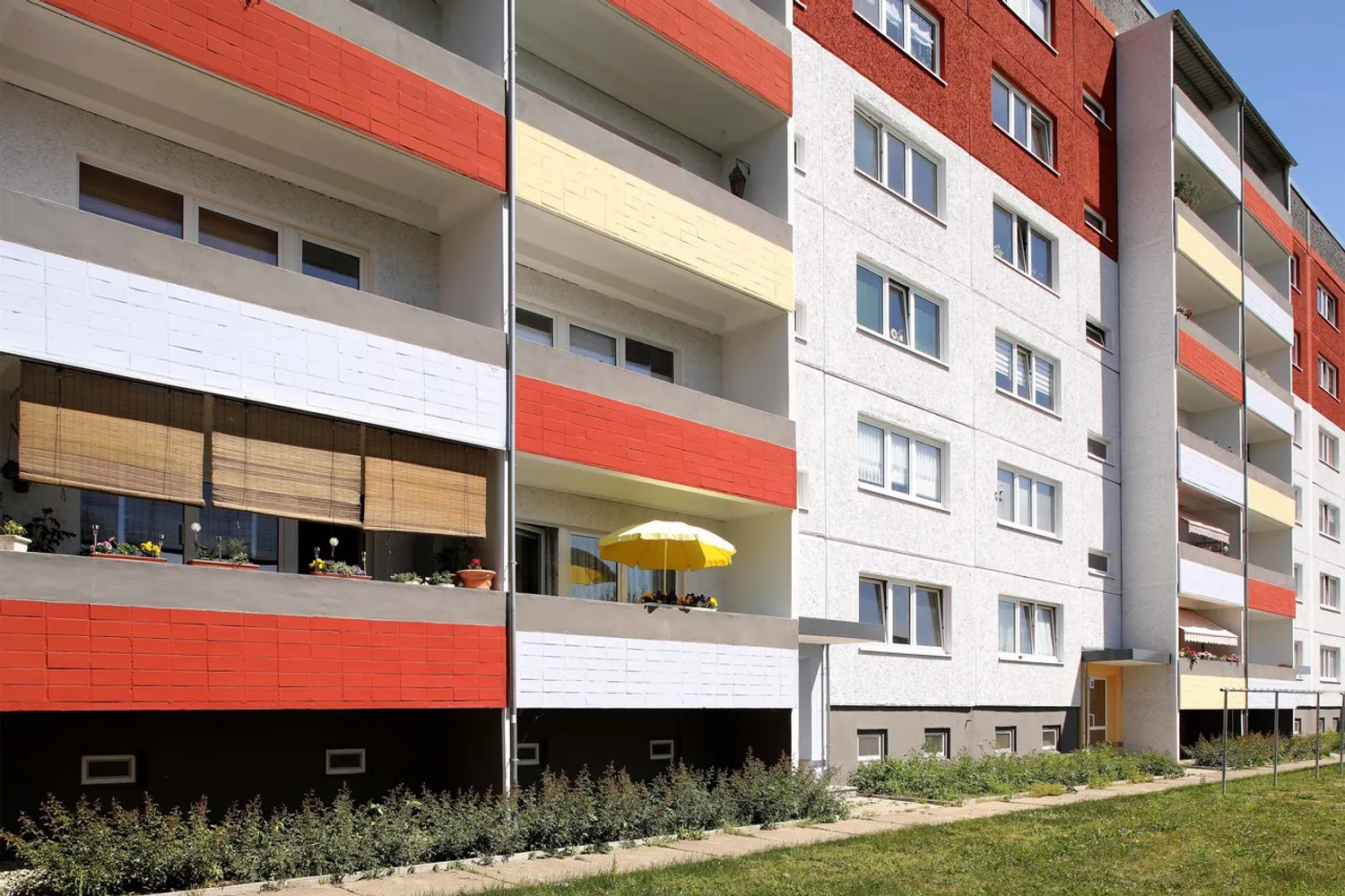 4 Zimmer Wohnung mit 76 m² in Neubrandenburg – Bild 2