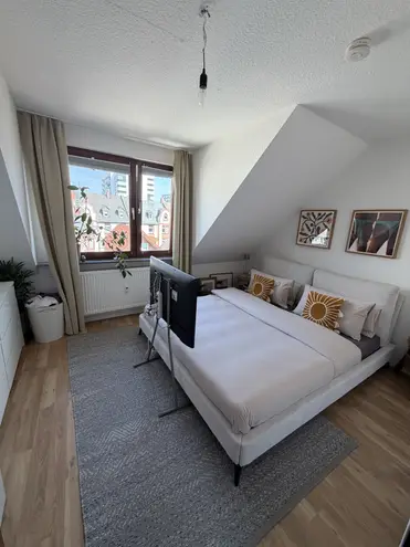 4 Zimmer Wohnung mit 87 m² in Frankfurt am Main – Bild 4