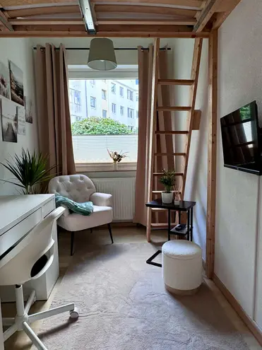 WG-Zimmer mit 8 m² in Hamburg – Bild 1