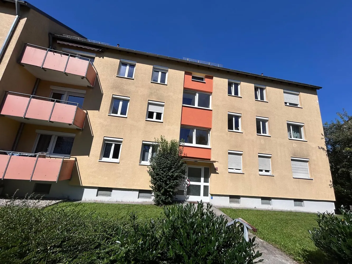 3 Zimmer Wohnung mit 61 m² in Augsburg – Bild 1