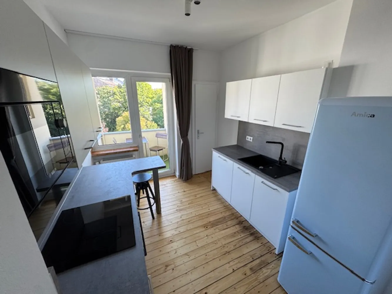 2 Zimmer Wohnung mit 65 m² in Bonn – Bild 2