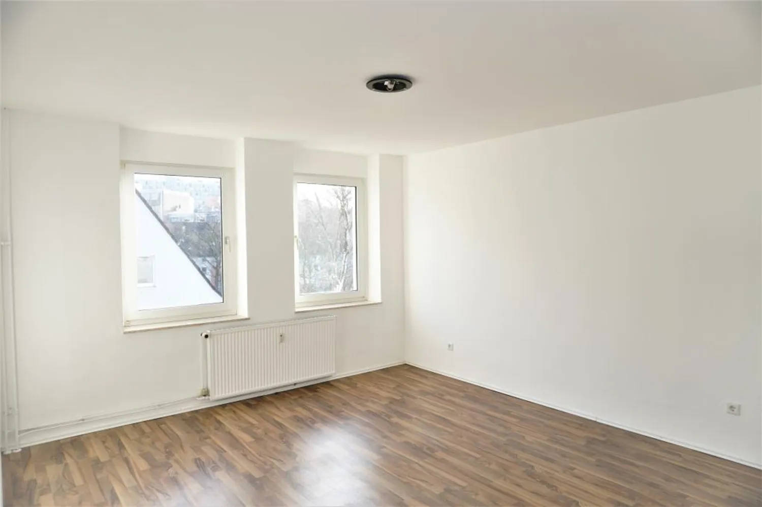 2 Zimmer Wohnung mit 63 m² in Oberhausen – Bild 1