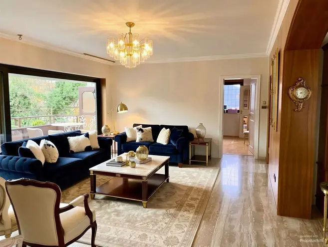 3 Zimmer Wohnung mit 102 m² in Saarbrücken – Bild 2