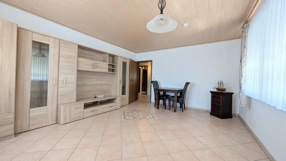 5 Zimmer Haus mit 130 m² in Erlangen – Bild 1