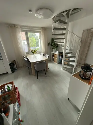 5 Zimmer Wohnung mit 82 m² in Bremen – Bild 1