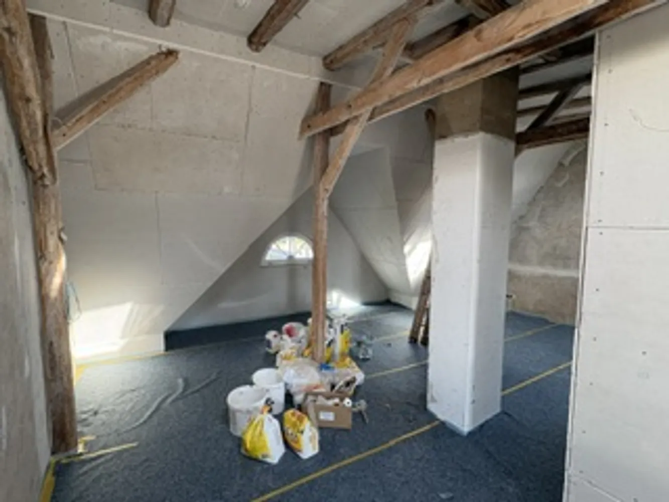 2 Zimmer Wohnung mit 81 m² in Lübeck – Bild 2