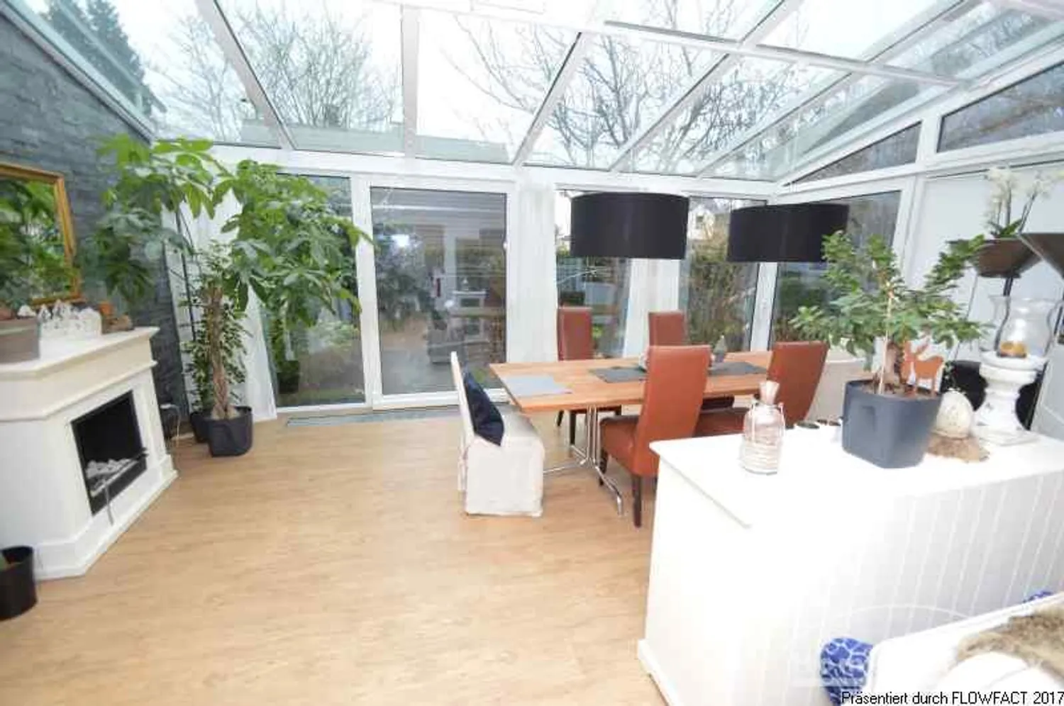 4 Zimmer Wohnung mit 120 m² in Bremen – Bild 1
