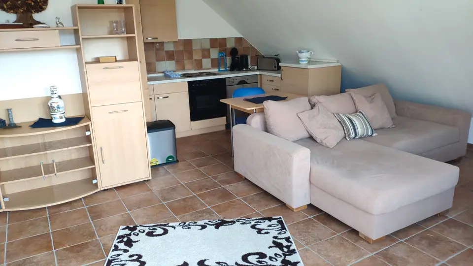 2 Zimmer Wohnung mit 64 m² in Rostock – Bild 4