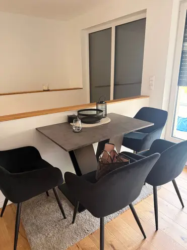 2 Zimmer Wohnung mit 84 m² in Karlsruhe – Bild 8