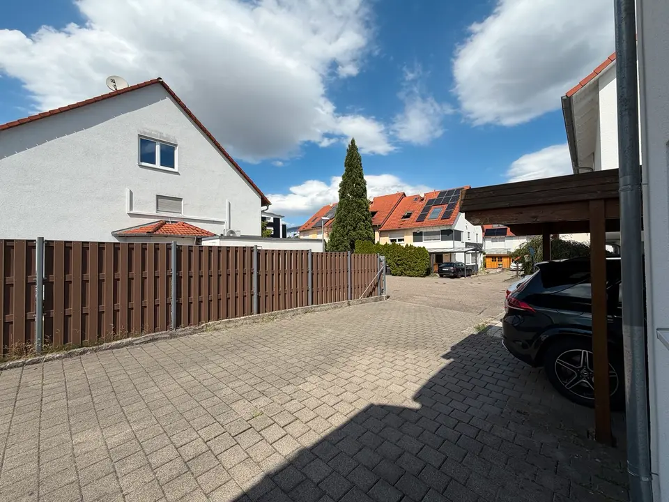 6 Zimmer Haus mit 156 m² in Stuttgart – Bild 2