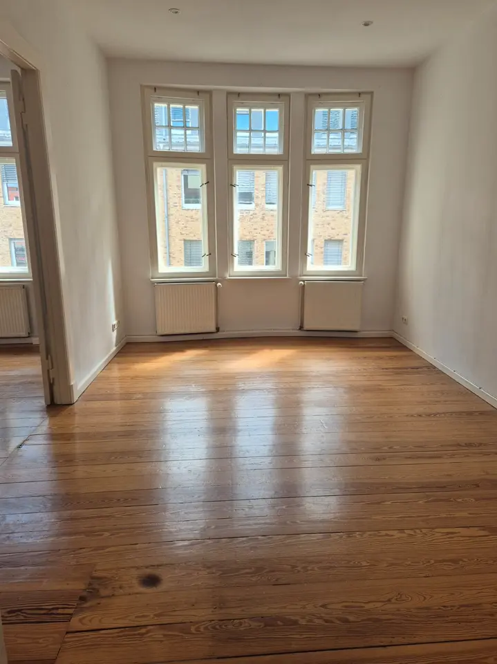 2 Zimmer Wohnung mit 65 m² in Schwerin – Bild 1