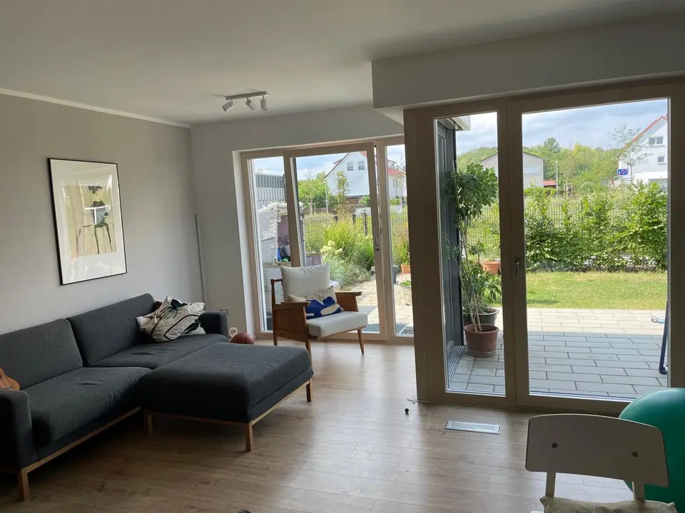 4 Zimmer Haus mit 129 m² in Regensburg – Bild 1