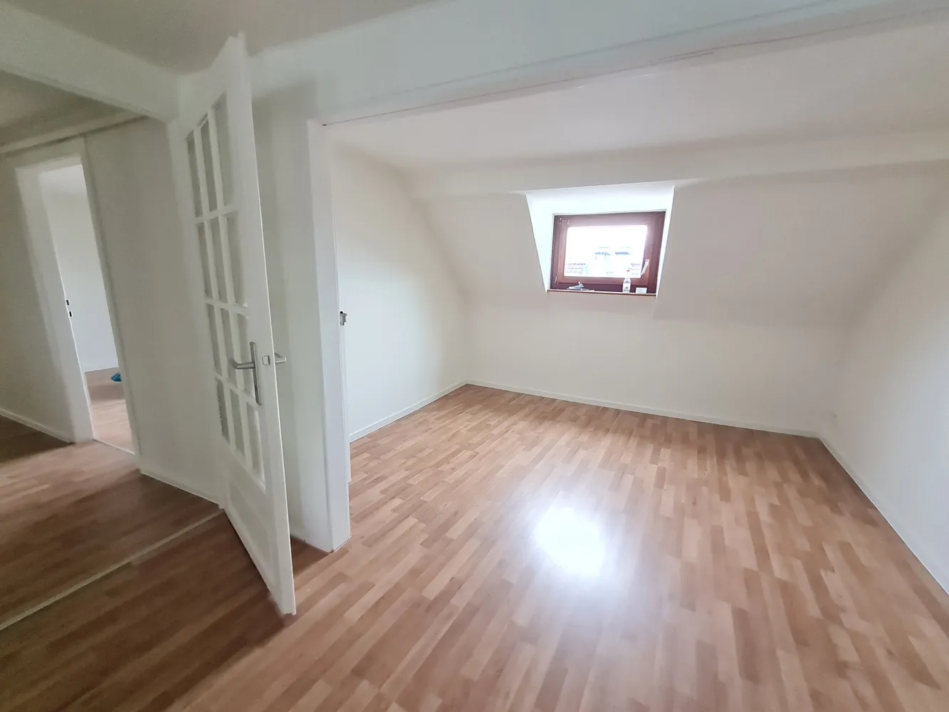 3 Zimmer Wohnung mit 80 m² in Baden-Baden – Bild 3