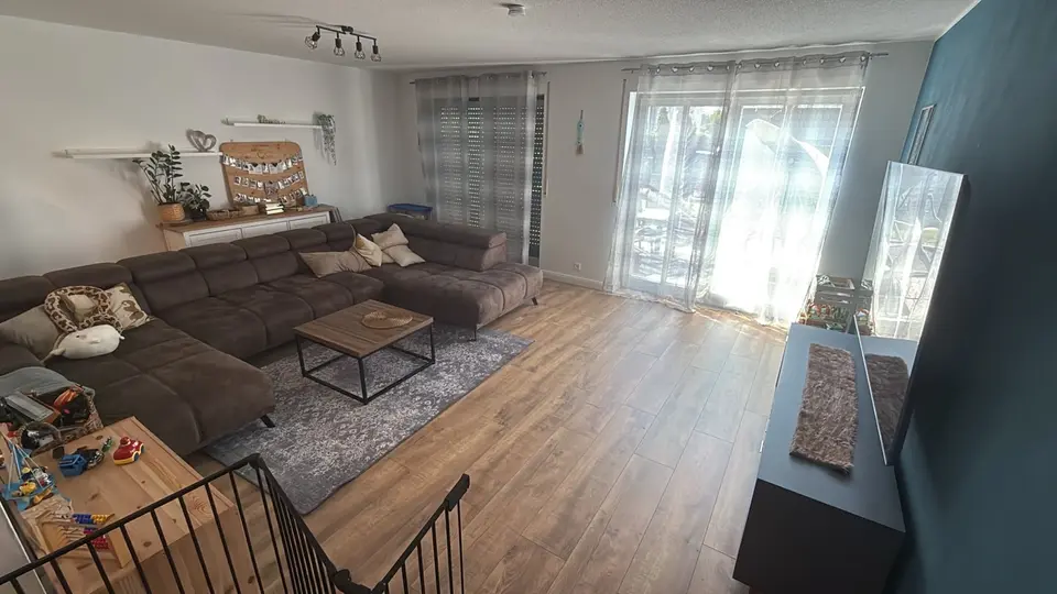 4 Zimmer Wohnung mit 125 m² in Cham – Bild 1
