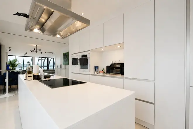 5 Zimmer Wohnung mit 335 m² in Berlin – Bild 8