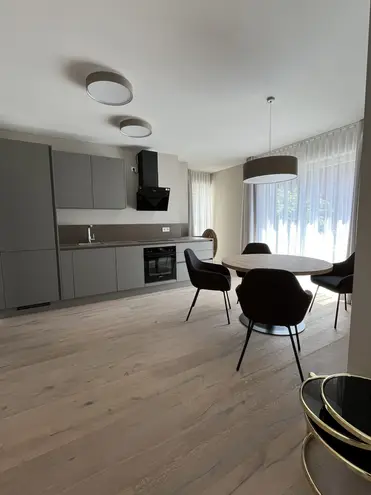 3 Zimmer Wohnung mit 104 m² in Freiburg im Breisgau – Bild 2