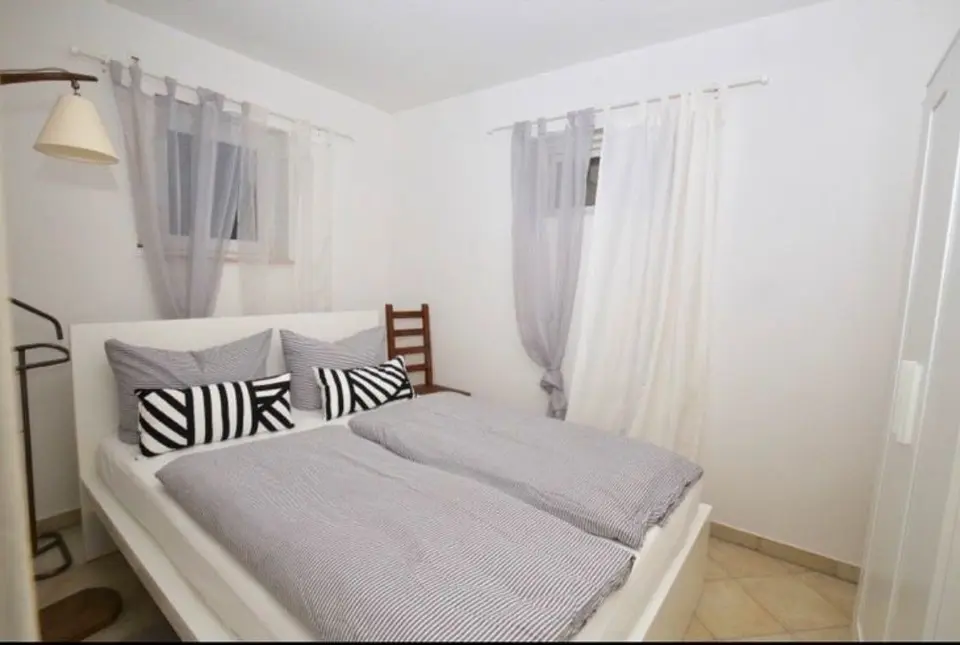 2 Zimmer Wohnung mit 32 m² in Jena – Bild 2