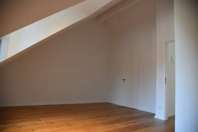 6 Zimmer Haus mit 178 m² in München – Bild 10