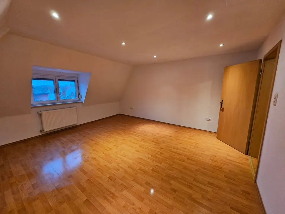 5 Zimmer Haus mit 172 m² in Ludwigshafen – Bild 1