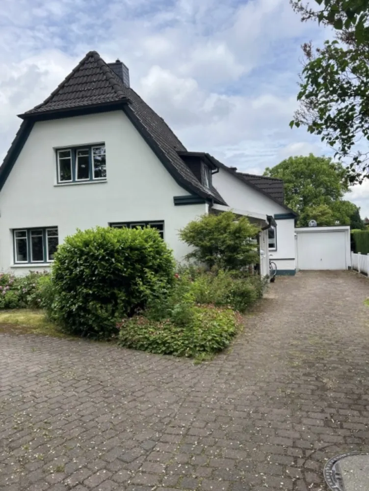 2 Zimmer Wohnung mit 187 m² in Norderstedt – Bild 1