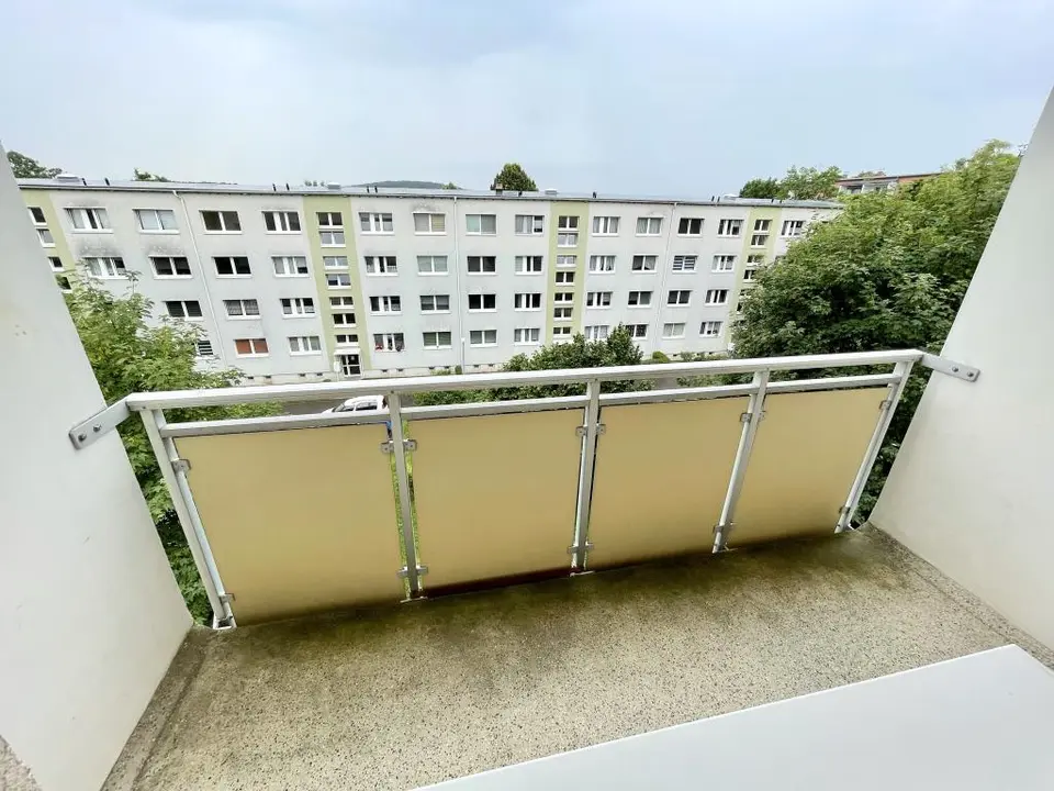 4 Zimmer Wohnung mit 70 m² in Gera – Bild 4