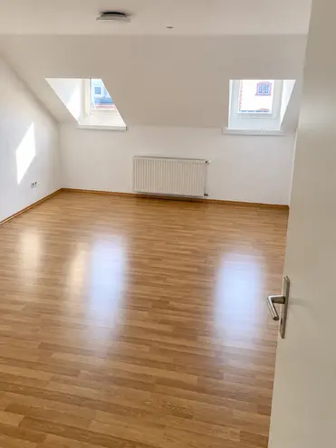 2 Zimmer Wohnung mit 55 m² in Wiesbaden – Bild 6