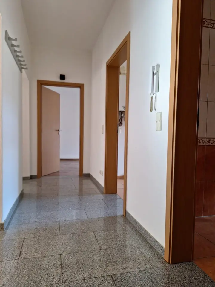 3 Zimmer Wohnung mit 75 m² in Aschersleben – Bild 1