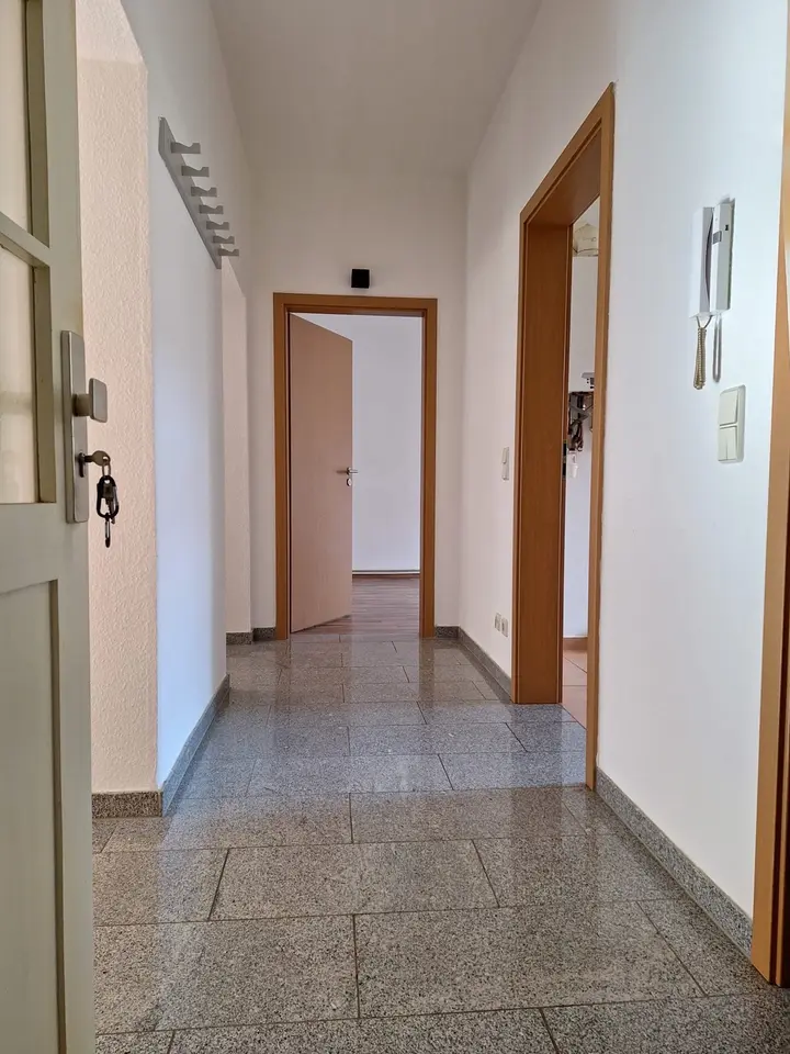 3 Zimmer Wohnung mit 75 m² in Aschersleben – Bild 2