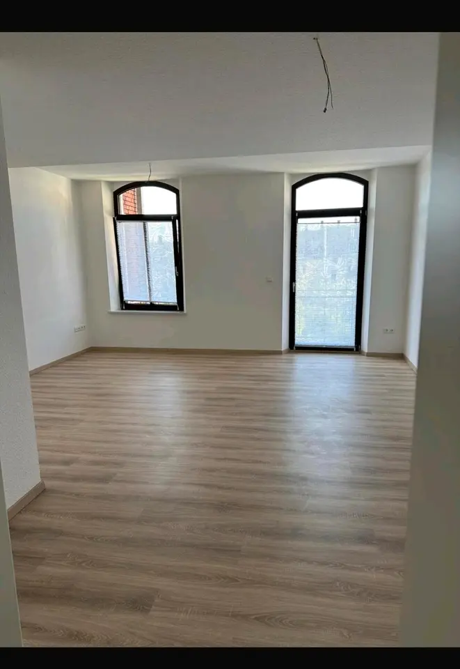 4 Zimmer Wohnung mit 102 m² in Plauen – Bild 1