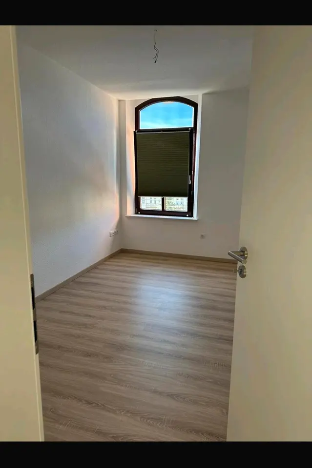 4 Zimmer Wohnung mit 102 m² in Plauen – Bild 7