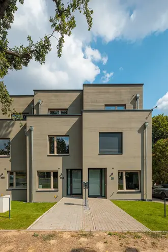 5 Zimmer Haus mit 180 m² in Berlin – Bild 1