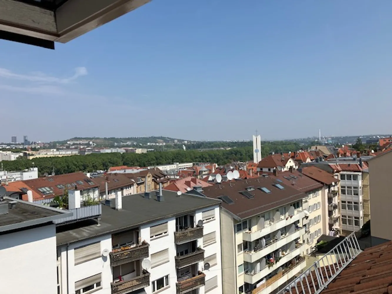 3 Zimmer Wohnung mit 94 m² in Stuttgart – Bild 2