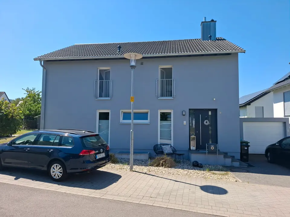 5 Zimmer Haus mit 175 m² in Karlsruhe – Bild 1