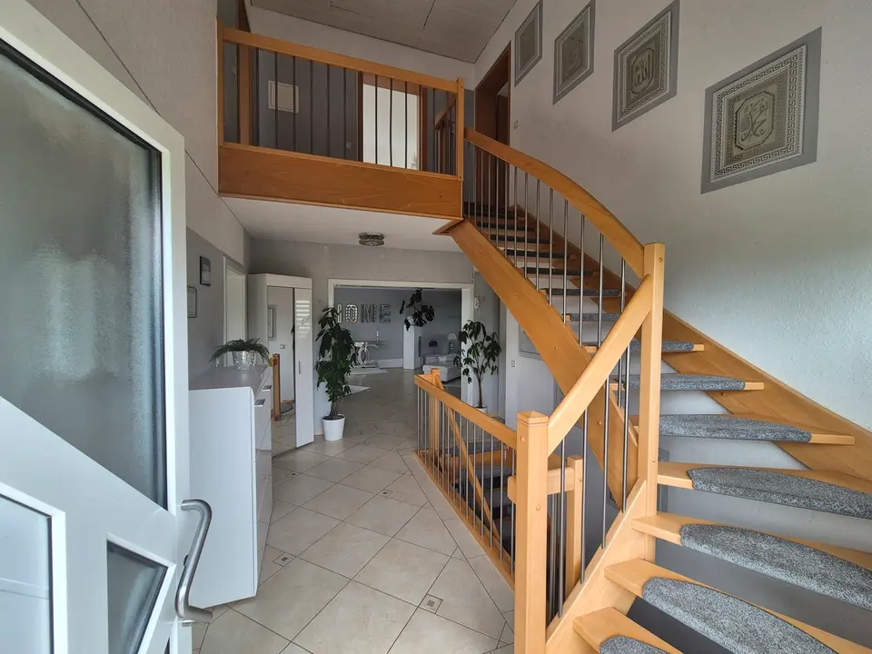 7 Zimmer Haus mit 240 m² in Siegen – Bild 5