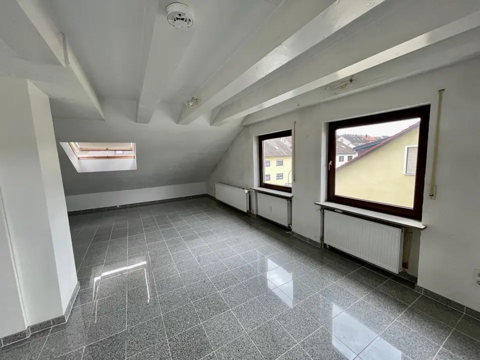 1 Zimmer Wohnung mit 57 m² in Würzburg – Bild 1