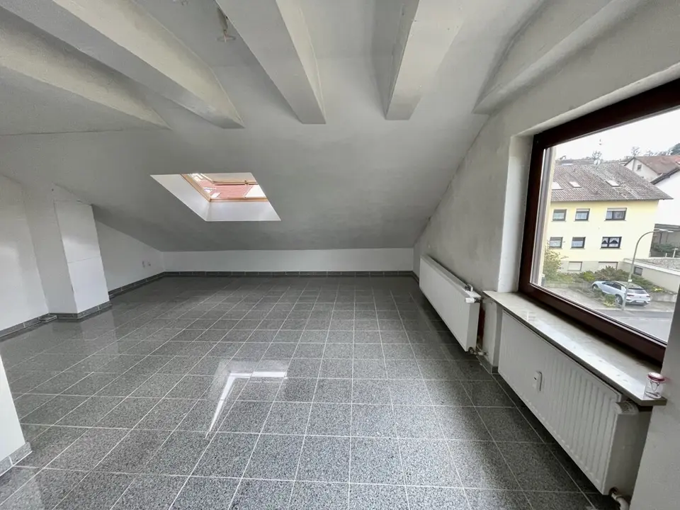 1 Zimmer Wohnung mit 57 m² in Würzburg – Bild 2