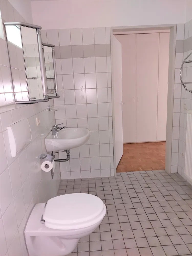 2 Zimmer Wohnung mit 63 m² in Solingen – Bild 3