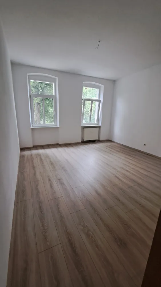 4 Zimmer Wohnung mit 96 m² in Gera – Bild 2